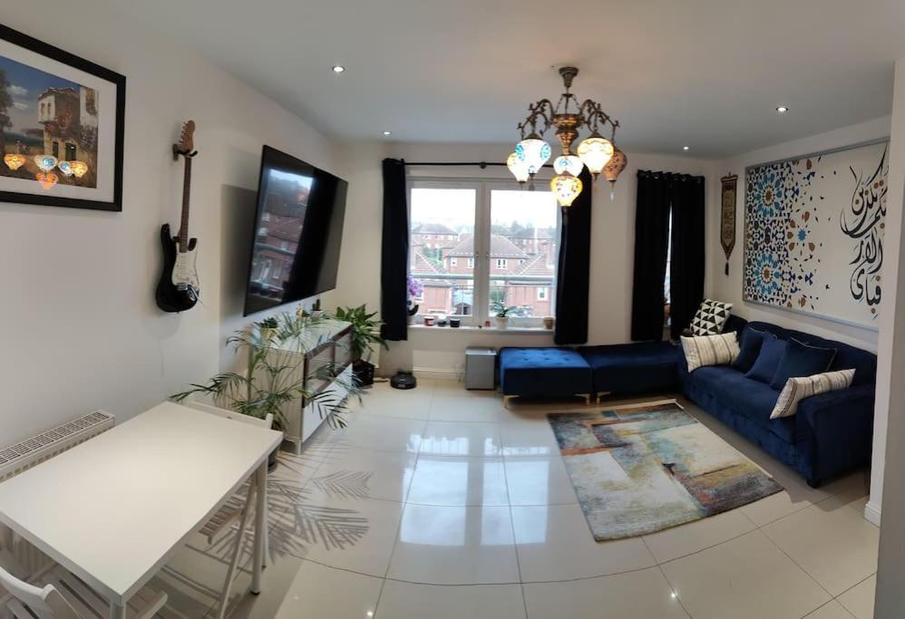 La Casita, Your Home Away From Home - Free Parking Глазго Экстерьер фото